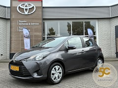 Toyota Yaris - 1.0 VVT-i NL-AUTO 1E-EIG DEALER-OND 5-DEURS AIRCO RADIO/CD TREKHAAK ALL-SEASONS