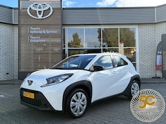 Toyota Aygo X - PLAY NL-AUTO 5-DEURS APPLE/ANDROID BLUETOOTH AD-CRUISE CAMERA