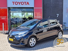 Toyota Yaris - 1.5 Hybrid Aspiration ACHTERUITRIJCAMERA CRUISE CLIMATE REGENSENSOR NAVIGATIE