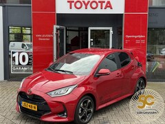 Toyota Yaris - 1.5 HYBRID 130 EXECUTIVE NL-AUTO KEYLESS PRK SENSOR V+A BLIND SPOT SROEL/STUUR VERWARMING