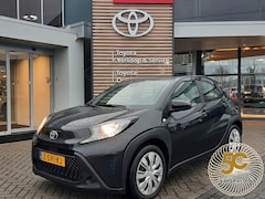 Toyota Aygo X - PLAY AIRCO CAMERA AD-CRUISE APPLE/ANDROID NL-AUTO