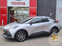 Toyota C-HR - 2.0 Plug-in Hybrid 220 Dynamic STUUR/STOELVERWARMING APPLE/ANDROID PARK-SENSOREN PRIVACY-G