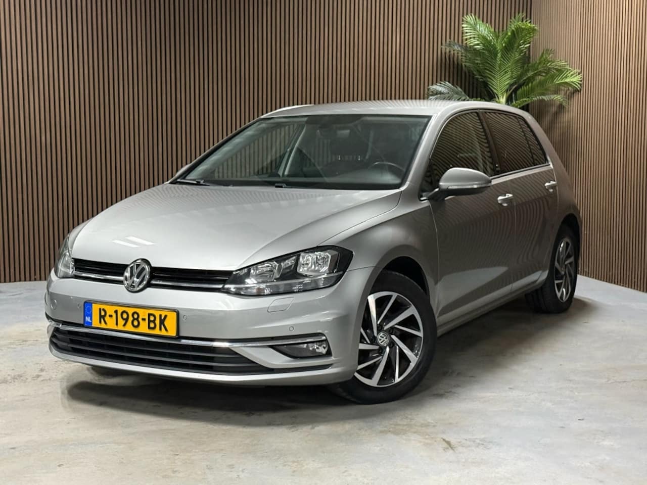 Volkswagen Golf - 1.0 TSI Comfortline 1.0 TSI Comfortline - AutoWereld.nl