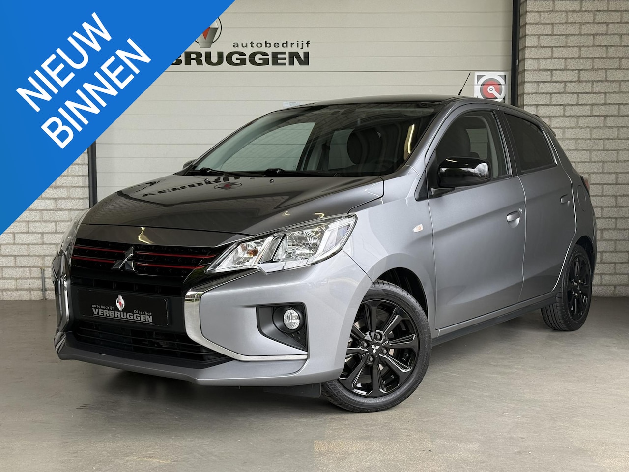 Mitsubishi Space Star - 1.2 Black Edition | 1e eige. | 15"LMV | Carplay | Cruise | Stoelverw. | All-in rijklaarpri - AutoWereld.nl