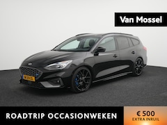Ford Focus Wagon - 2.3 EcoBoost ST-3 280PK Handgeschakeld | Apple/Android Play | Camera | Cruise | Keyless |