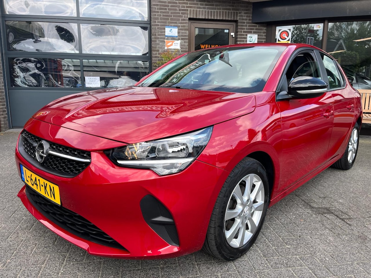 Opel Corsa - 1.2 Edition CarPlay PDC - AutoWereld.nl