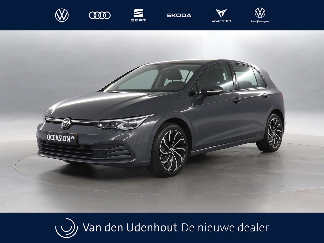 Volkswagen Golf - 1.0 eTSI 110pk Life Business DSG / Keyless / IQ Light / Camera / Trekhaak - AutoWereld.nl
