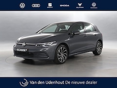 Volkswagen Golf - 1.0 eTSI 110pk Life Business DSG / Keyless / IQ Light / Camera / Trekhaak
