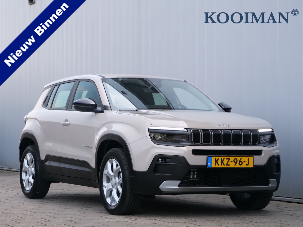 Jeep Avenger - 1.2 e-Hybrid Altitude 100 Pk Automaat Apple Carplay / 17 inch / Camera - AutoWereld.nl