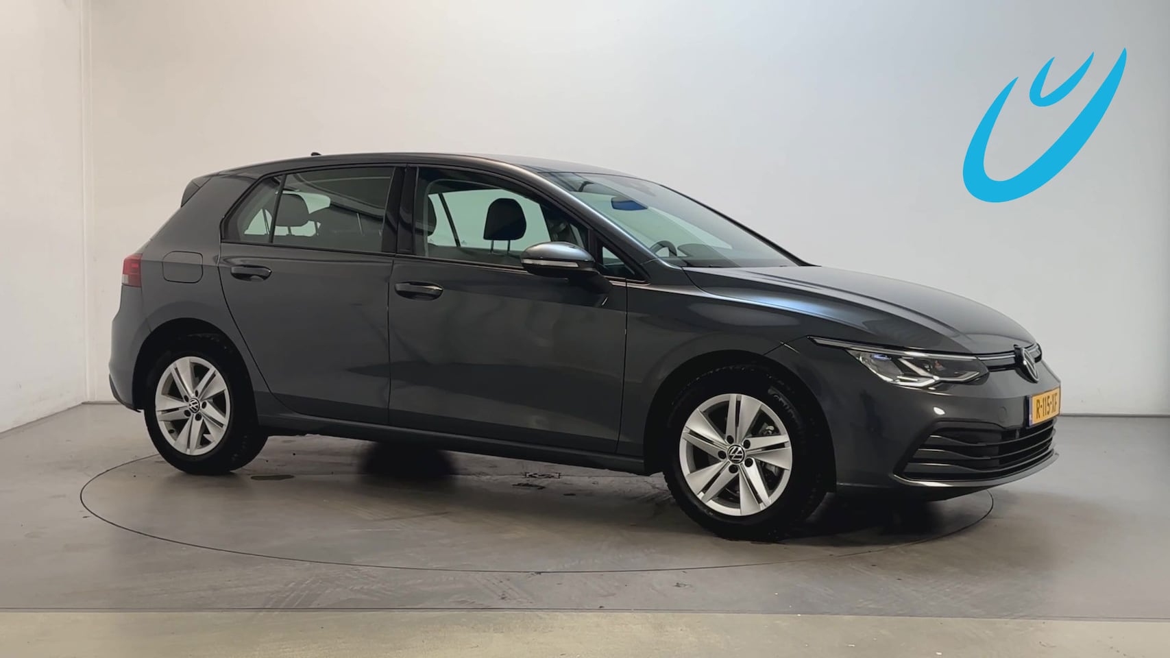 Volkswagen Golf - 1.0 TSI 110pk Life Parkeersensoren Sfeerverlichting Adaptive Cruise - AutoWereld.nl