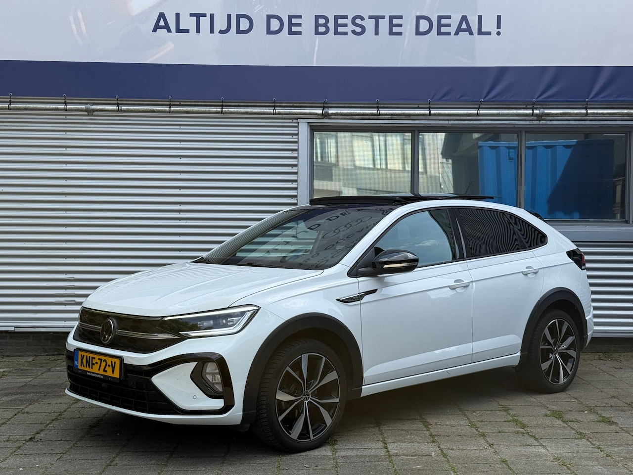 Volkswagen Taigo - 1.5 TSI R-Line Business l Pano l ACC l Climate l Xenon LED l VDOH l - AutoWereld.nl