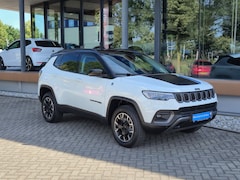 Jeep Compass - 4xe 240 Plug-in Hybrid Electric Trailhawk