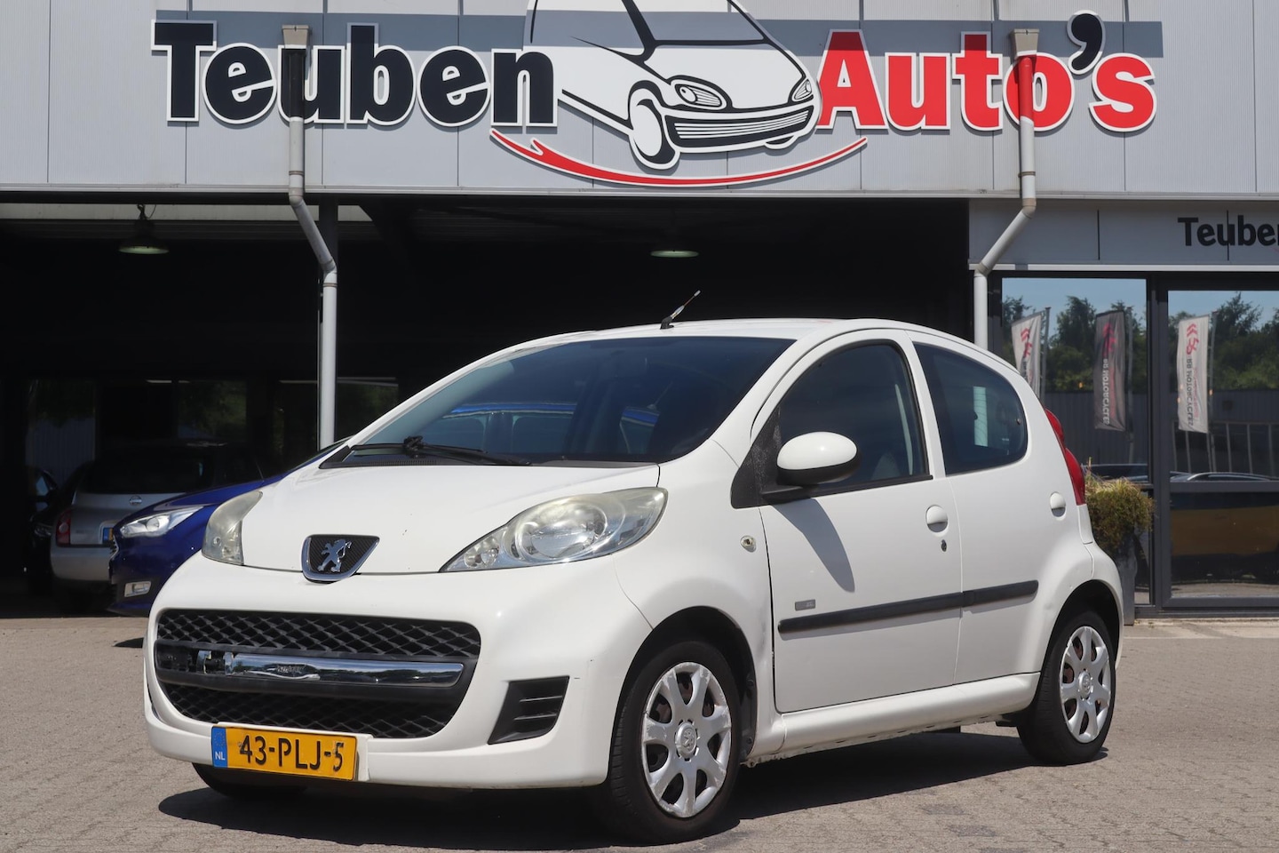 Peugeot 107 - 1.0-12V Millesim 200 | Airco | Elektrisch pakket | Radio-Cd speler - AutoWereld.nl