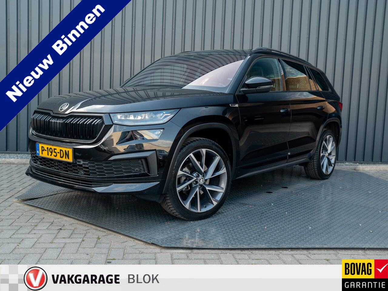 Skoda Kodiaq - 1.5 TSI Sportline Business | Trekhaak wegkl. | Stoel geheugen L&R | Leder | Pano | 20'' | - AutoWereld.nl