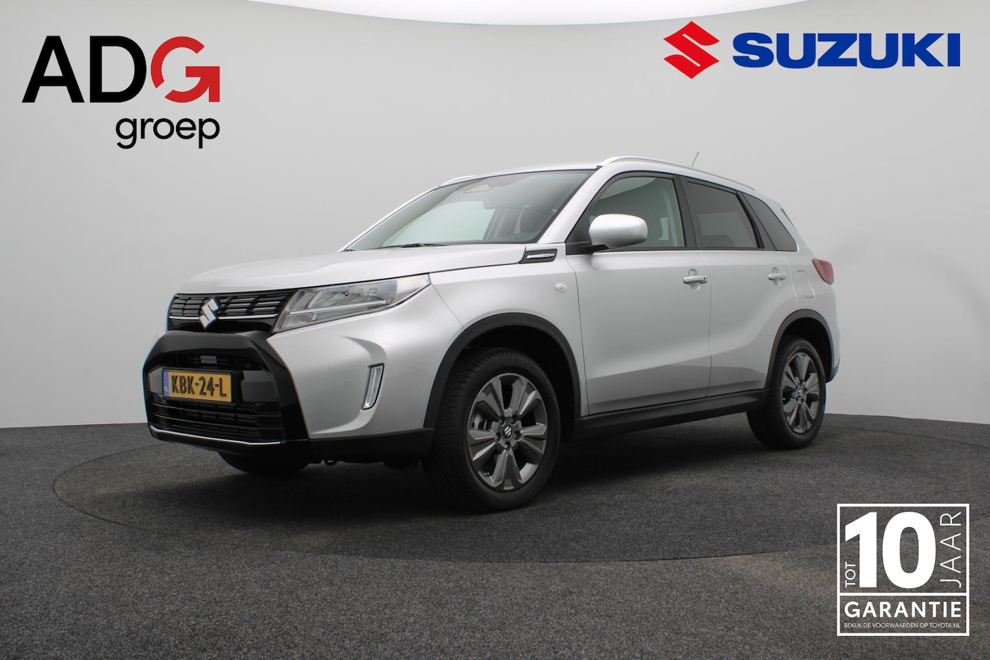 Suzuki Vitara - 1.4 Boosterjet Smart Hybrid Select | Navigatie | Stoel verwarming | PDC | - AutoWereld.nl