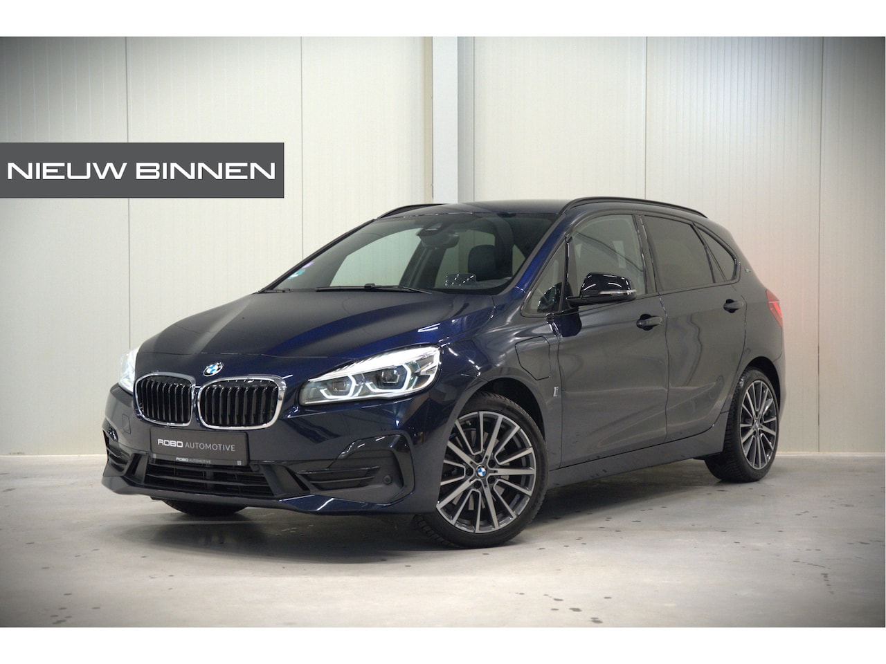 BMW 2-serie Active Tourer - 225xe iPerformance eDrive Edition | Stoelverwarming | Head-Up Display | Cruise Control | P - AutoWereld.nl