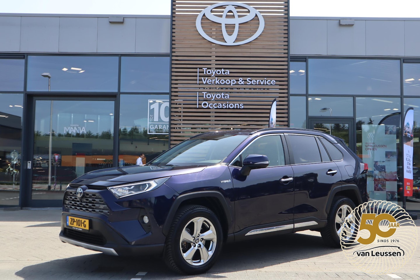 Toyota RAV4 - 2.5 HYBRID EXECUTIVE 1e EIGENAAR JBL-AUDIO BLIND-SPOT 360°CAMERA LEDER PARK-SENSOREN CAMER - AutoWereld.nl