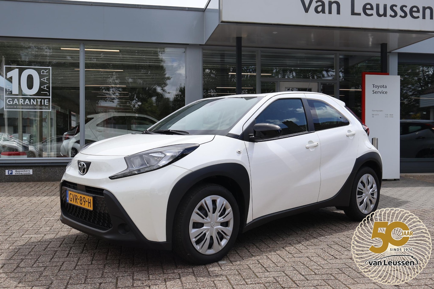 Toyota Aygo X - 1.0 VVT-I MT PLAY 1E EIGENAAR NL-AUTO CAMERAM - AutoWereld.nl