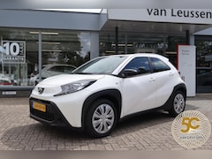 Toyota Aygo X - 1.0 VVT-I MT PLAY 1E EIGENAAR NL-AUTO CAMERAM