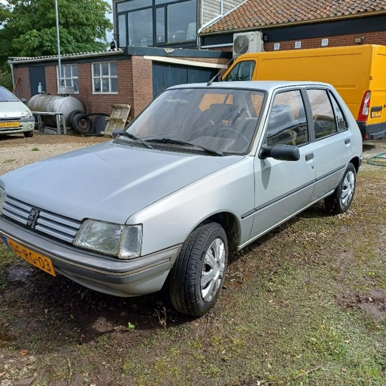 Peugeot 205 - 1.6 GT 1.6 GT - AutoWereld.nl