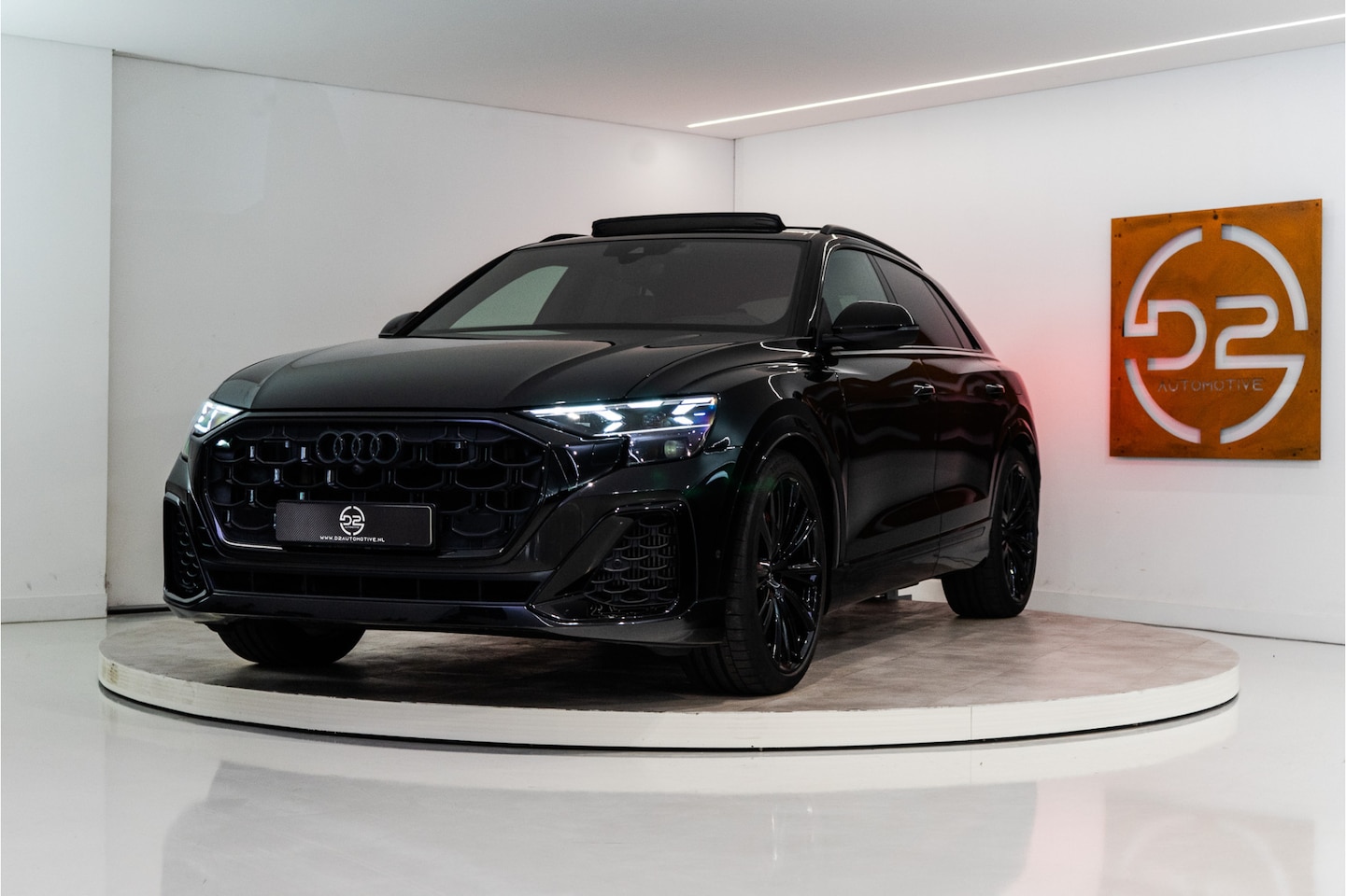 Audi Q8 - 60 TFSI E Quattro Competition 490PK | Pano | Kleppenuitlaat | B&O | 4 Wielsturing | VOL! F - AutoWereld.nl