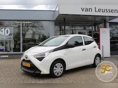 Toyota Aygo - FUN 5-DEURS ALL SEASONBANDEN AIRCO EL-RAMEN BLUETOOTH CENTR. PORTIER VERGR. MET AFSTANDSBE
