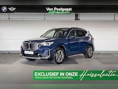 BMW iX1 - eDrive20 Pure Edition 67 kWh | Driving Assistant | Trekhaak | Huisselectie