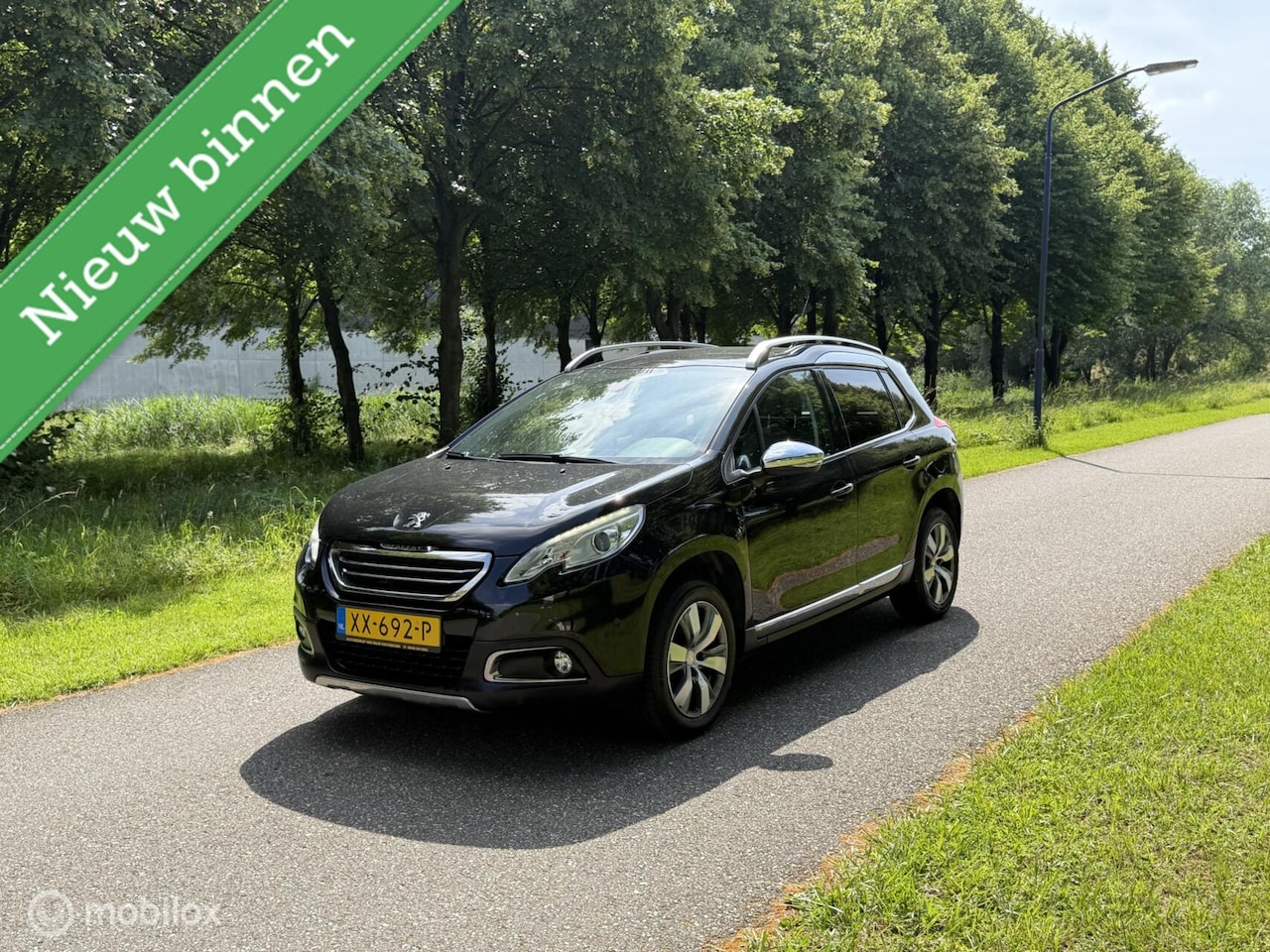 Peugeot 2008 - 1.2 PureTech Allure*AUTOMAAT*FULL OPTION*PANODAK - AutoWereld.nl