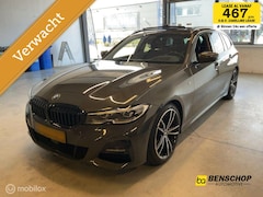 BMW 3-serie Touring - 330i M Sport Panodak Leer Navi HUD Harman Kardon NL Auto