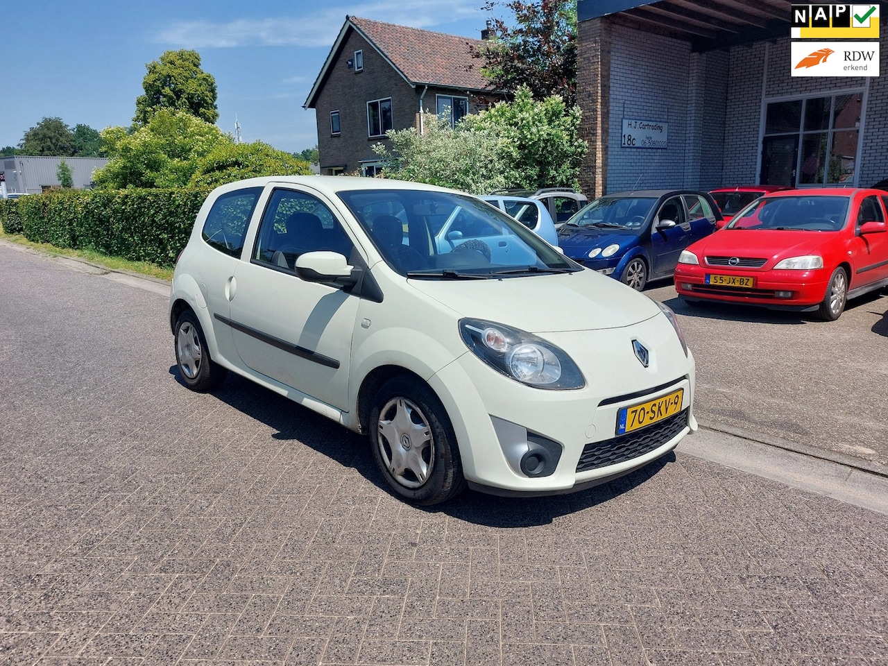 Renault Twingo - 1.2-16V Authentique Koelingsprobleem / Koppapkking ?? - AutoWereld.nl
