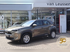 Toyota Yaris Cross - 1.5 HYBRID 115 STOELVERW. DODEHOEK DETECTIE VOORSTOELEN IN HOOGTE VERSTELBAAR LM-VELGEN