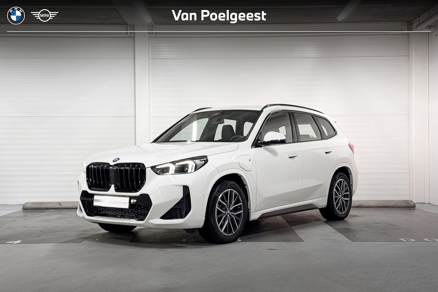 BMW X1 - xDrive25e | M Sportpakket | Harman Kardon | Adaptief M-onderstel | Comfort Access - AutoWereld.nl