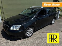 Toyota Avensis - 1.8 VVTi Linea Luna