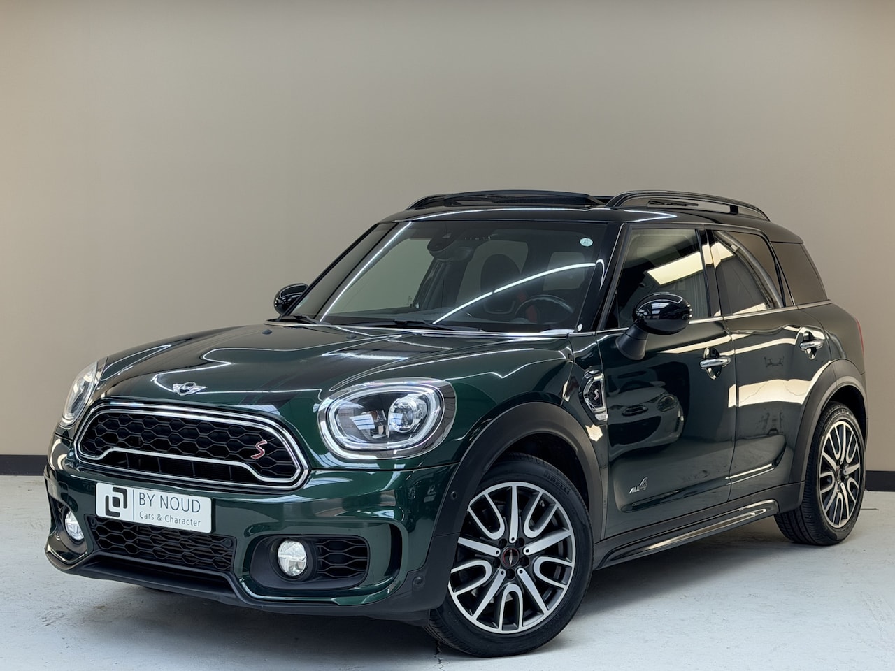MINI Countryman - 2.0 Cooper S Chili, 192Pk, 2019, 1ste eigenaar, JCW stoelen, Panoramadak, Climate control, - AutoWereld.nl