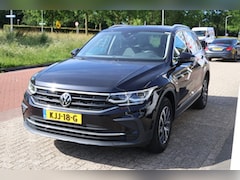 Volkswagen Tiguan - 1.4 TSI Phev Hybrid comfort Business+ 245PK / Virtual / Led kopl. / Addapt.cruise