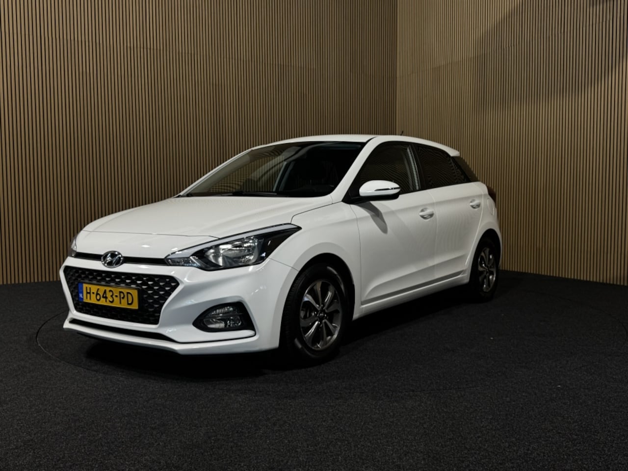 Hyundai i20 - 1.0 T-GDI Comfort | Automaat | Airco | LMV | - AutoWereld.nl