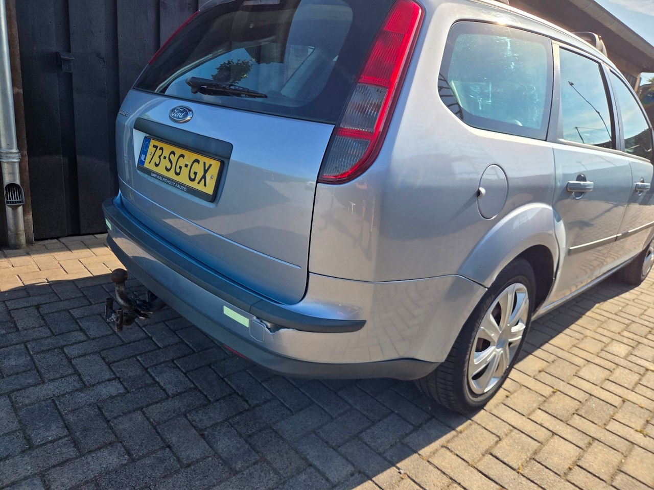 Ford Focus Wagon - 1.6-16V Futura *KOUDE AIRCO*