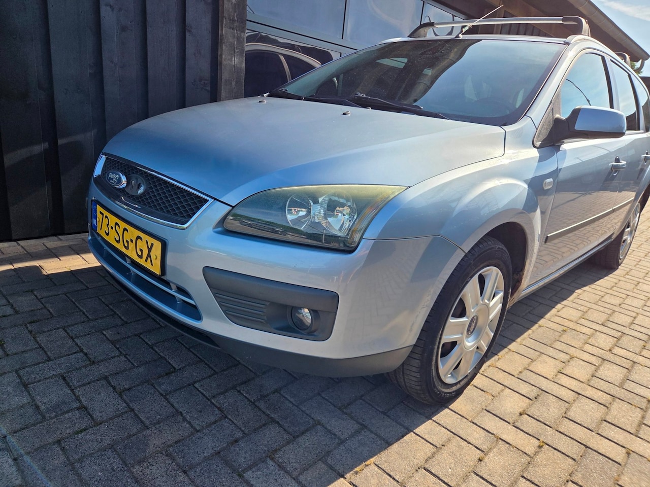 Ford Focus Wagon - 1.6-16V Futura *KOUDE AIRCO*