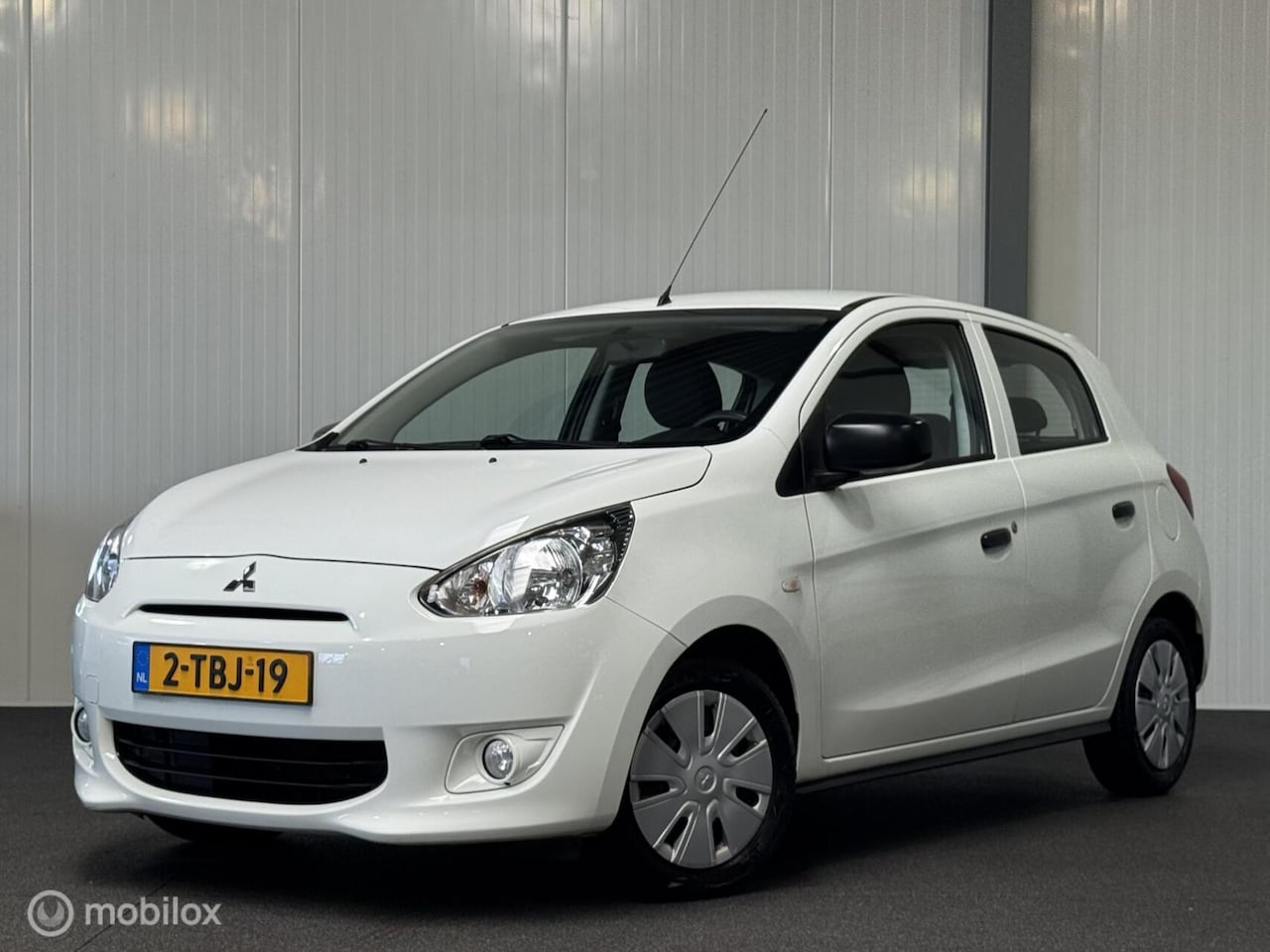 Mitsubishi Space Star - 1.0 5-drs Inform [ NAP airco isofix ] - AutoWereld.nl