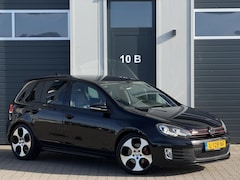 Volkswagen Golf - 2.0 GTI 211PK+ DSG / Leder / Led / Luxe