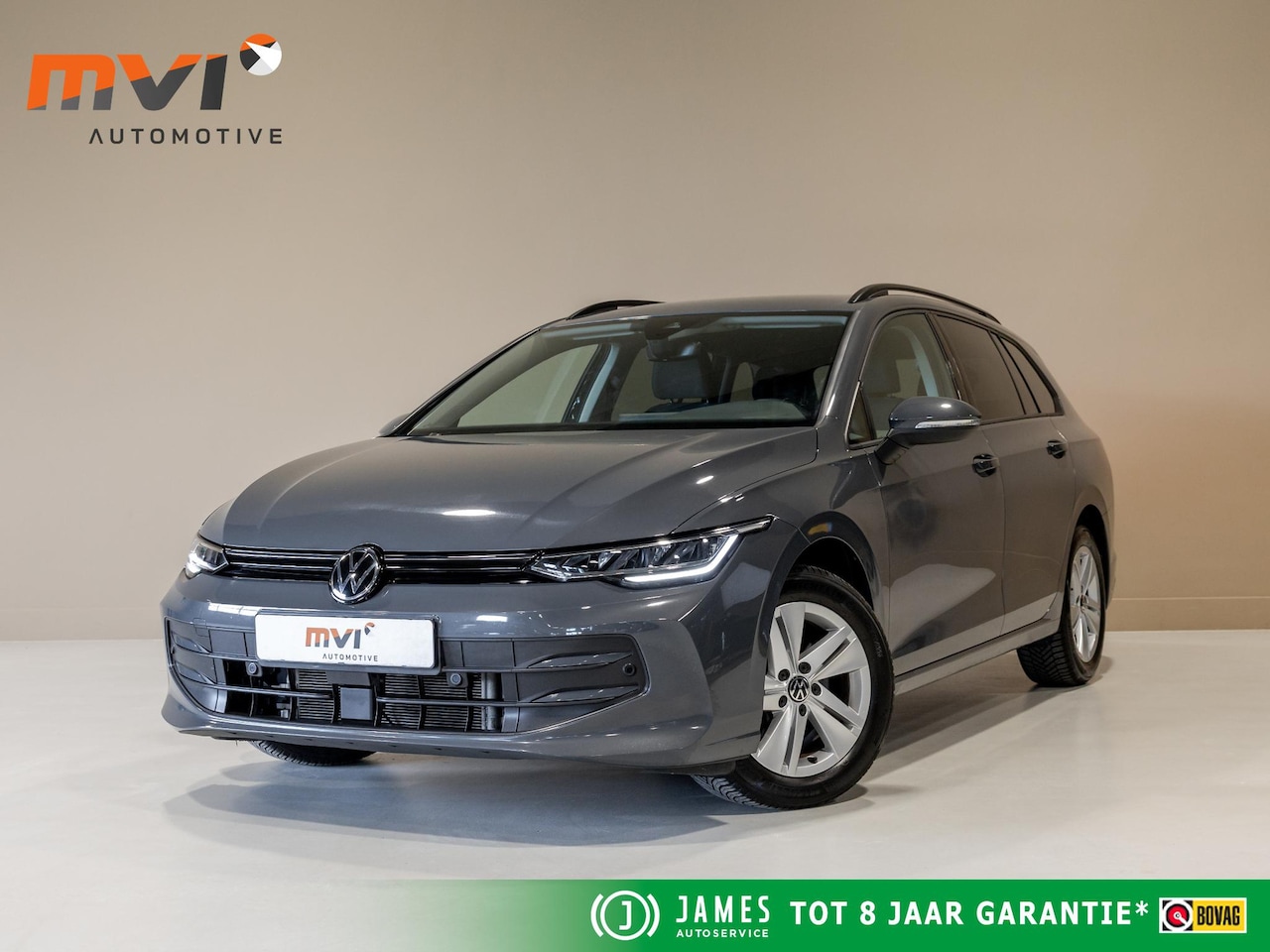 Volkswagen Golf Variant - 1.5 eTSI Life Edition / 150pk / Stoel en stuur verwarming / - AutoWereld.nl