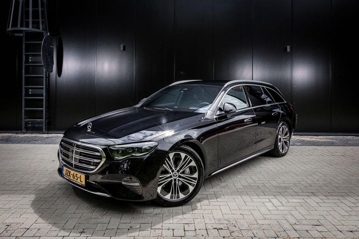 Mercedes-Benz E-klasse Estate - 300 e Exclusive Line 300 e Exclusive Line - AutoWereld.nl