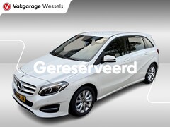 Mercedes-Benz B-klasse - 180 Automaat | PDC | Trekhaak | LED |