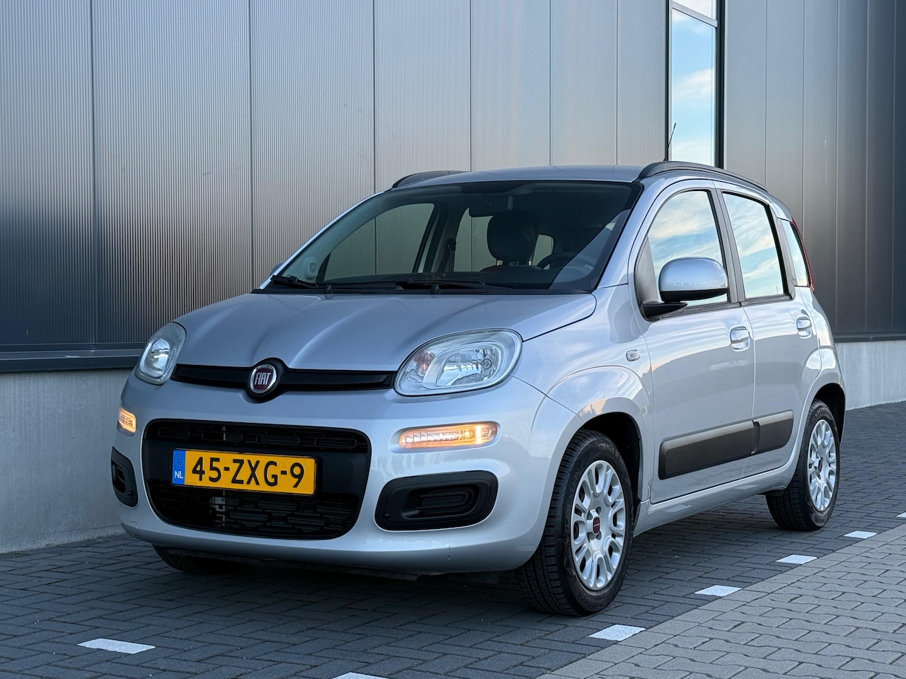 Fiat Panda - 0.9 TwinAir Easy Dealer onderhouden - Airco - PDC - AutoWereld.nl