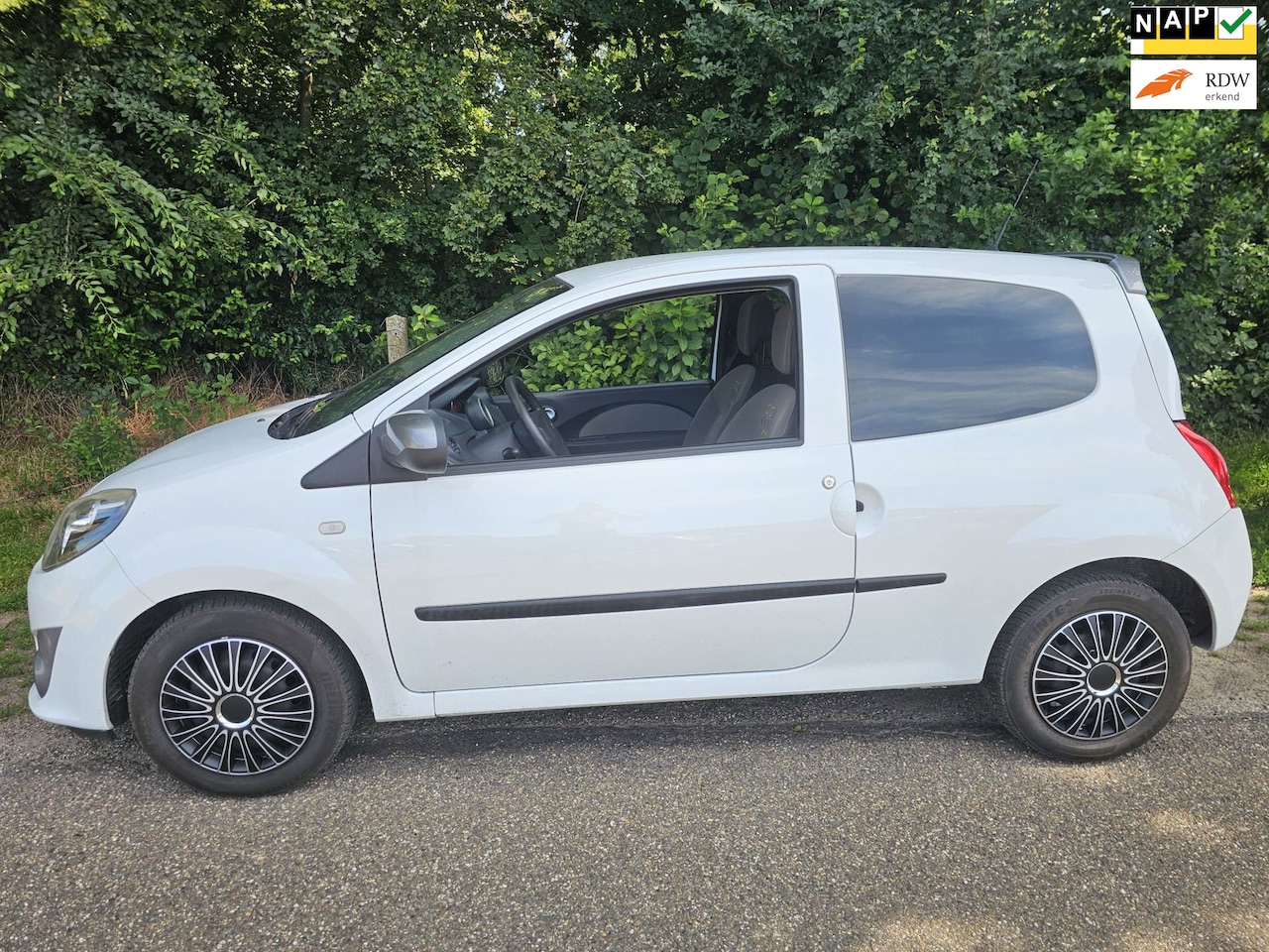 Renault Twingo - 1.2-16V Collection 1.2-16V Collection - AutoWereld.nl