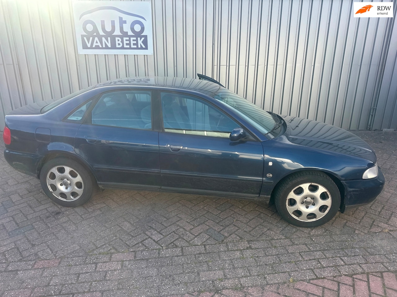 Audi A4 Limousine - 1.8 5V - AutoWereld.nl