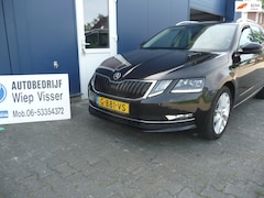 Skoda Octavia Combi - 1.6 TDI Greentech Style Business