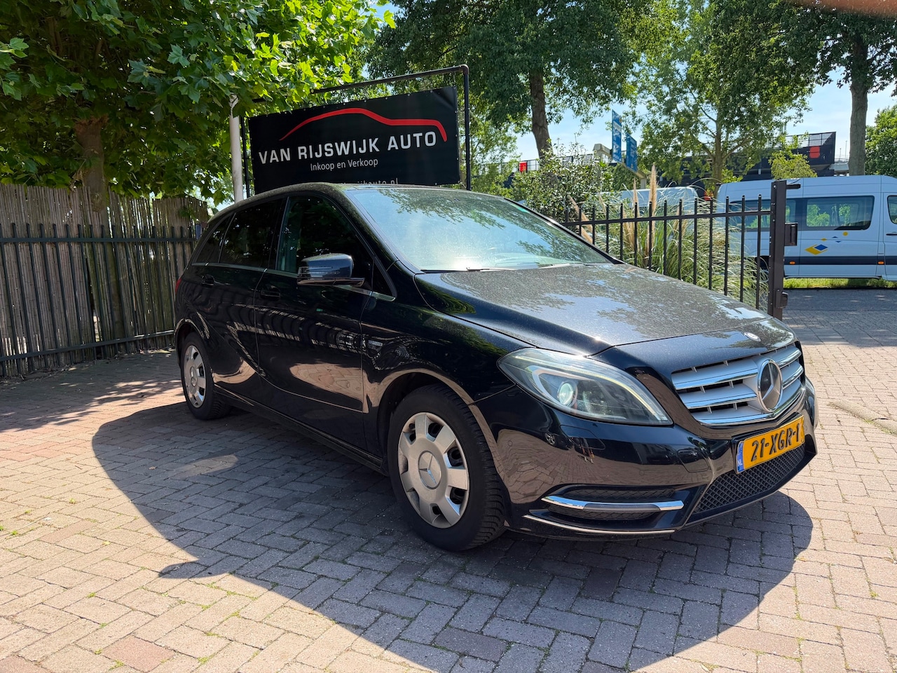 Mercedes-Benz B-klasse - 180 Ambition Xenon Pano Nav Ex Bpm - AutoWereld.nl