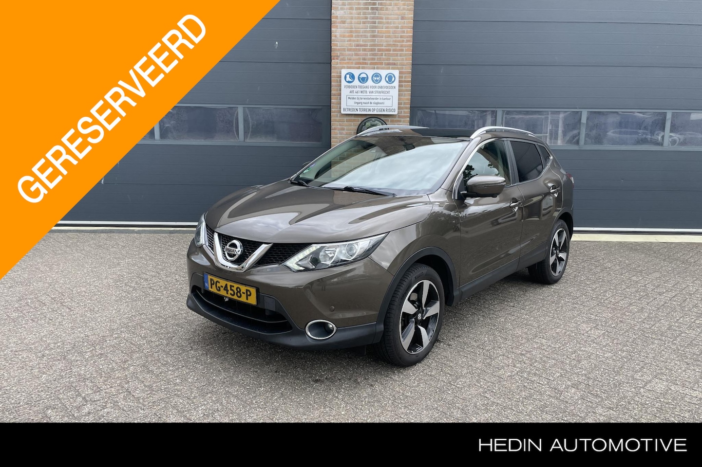 Nissan Qashqai - 1.2 N-Connecta | Trekhaak | Panoramadak | 360 Camera | Navigatie | Climate Control | PDC V - AutoWereld.nl
