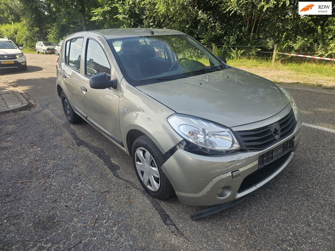 Dacia Sandero - 1.4 Ambiance SCHADE EXPORT - AutoWereld.nl